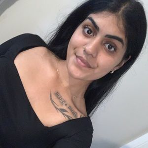 Meet your Posher, Shakila